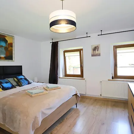 Pod Osowka Apartment